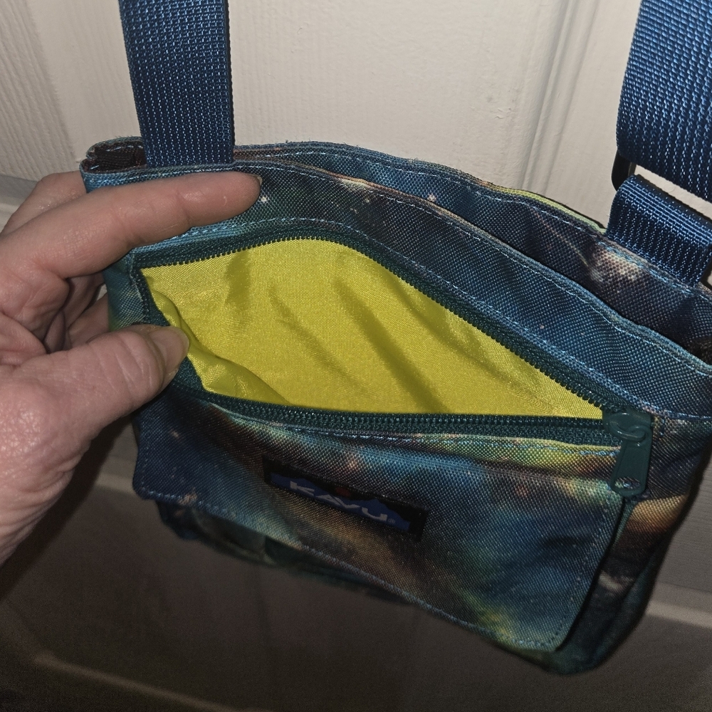 Kavu Cosmic Print Messenger Bag - Picture 4 of 8